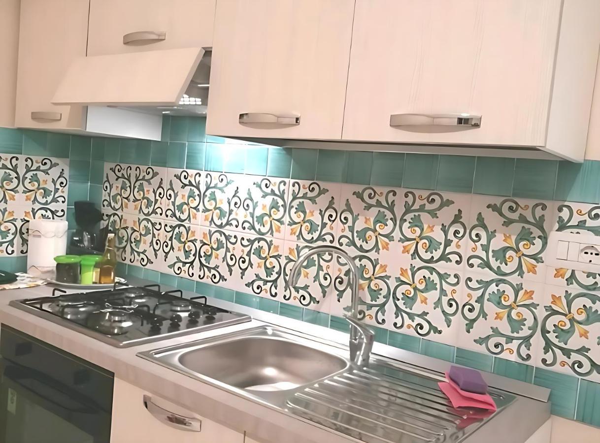 Casa Vacanza "Nonna Matilde" A Meta Di Sorrento, 600Mt Dal Mare, Casa Per 4 Exterior photo