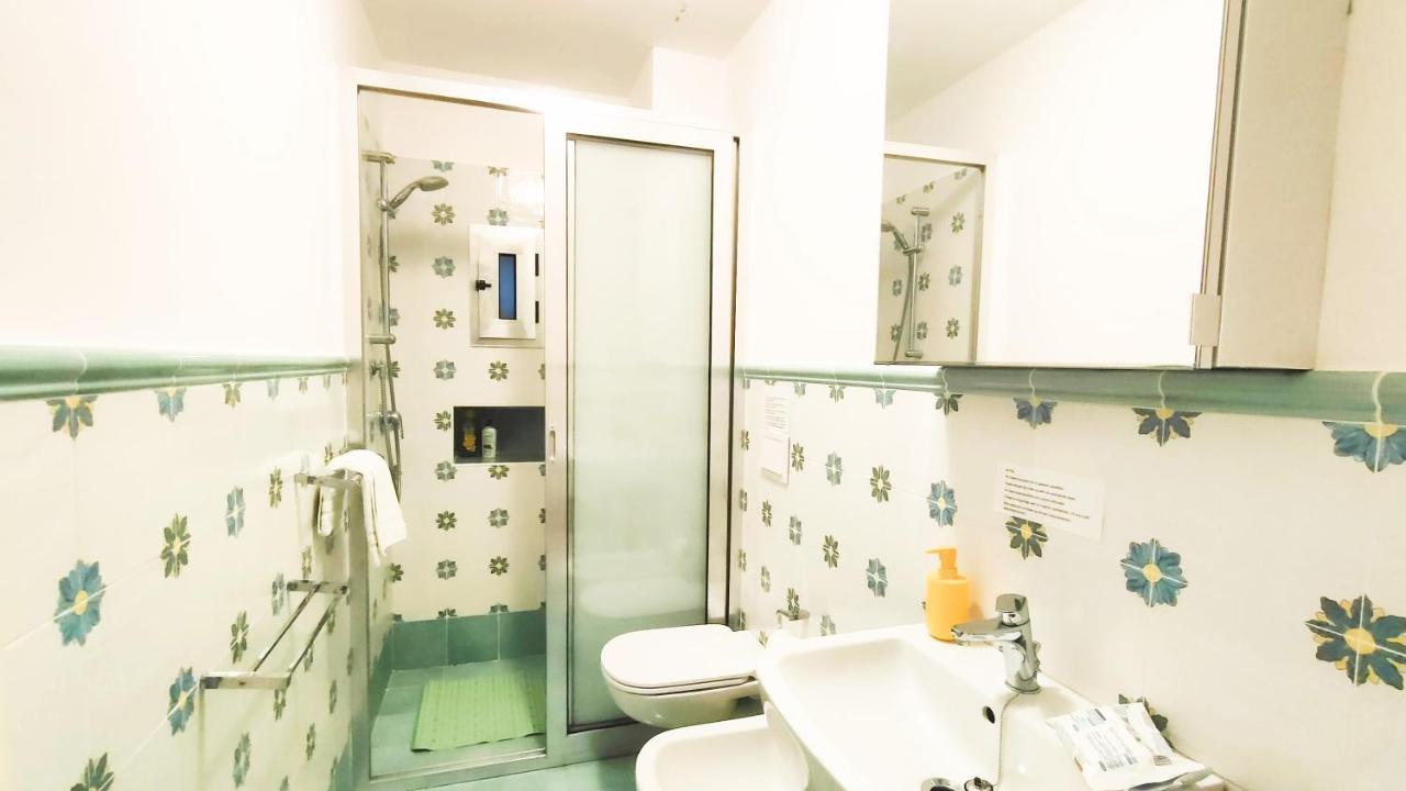 Casa Vacanza "Nonna Matilde" A Meta Di Sorrento, 600Mt Dal Mare, Casa Per 4 Exterior photo