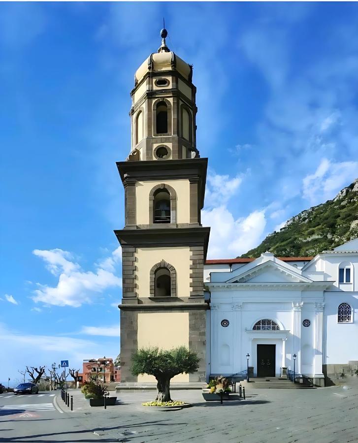 Casa Vacanza "Nonna Matilde" A Meta Di Sorrento, 600Mt Dal Mare, Casa Per 4 Exterior photo