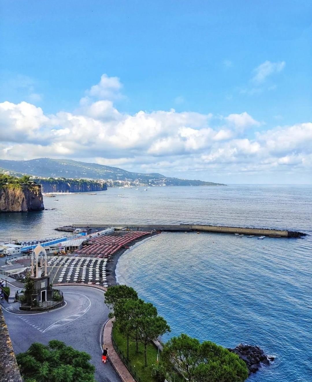 Casa Vacanza "Nonna Matilde" A Meta Di Sorrento, 600Mt Dal Mare, Casa Per 4 Exterior photo